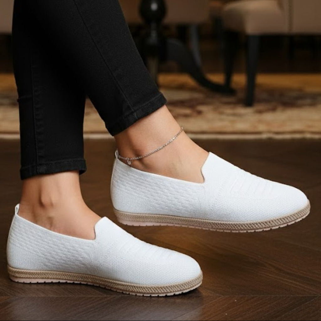 Women's Trigo Loafer (37)