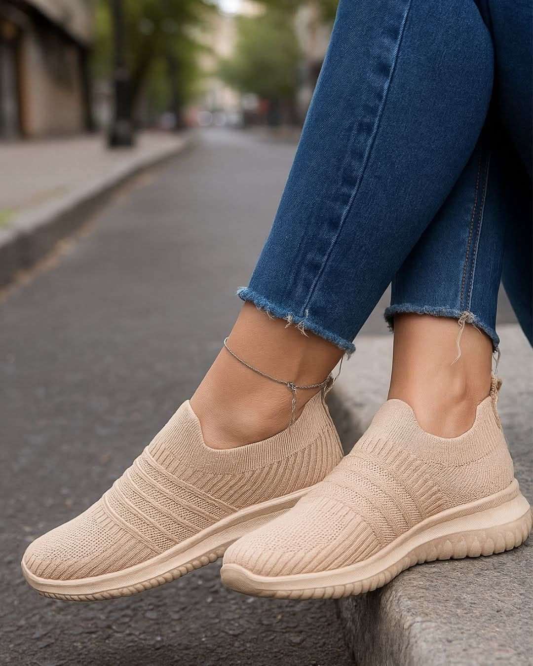 Women's Sneakers 4061_37 Wear Luvensi